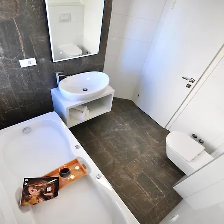 Iva Villa